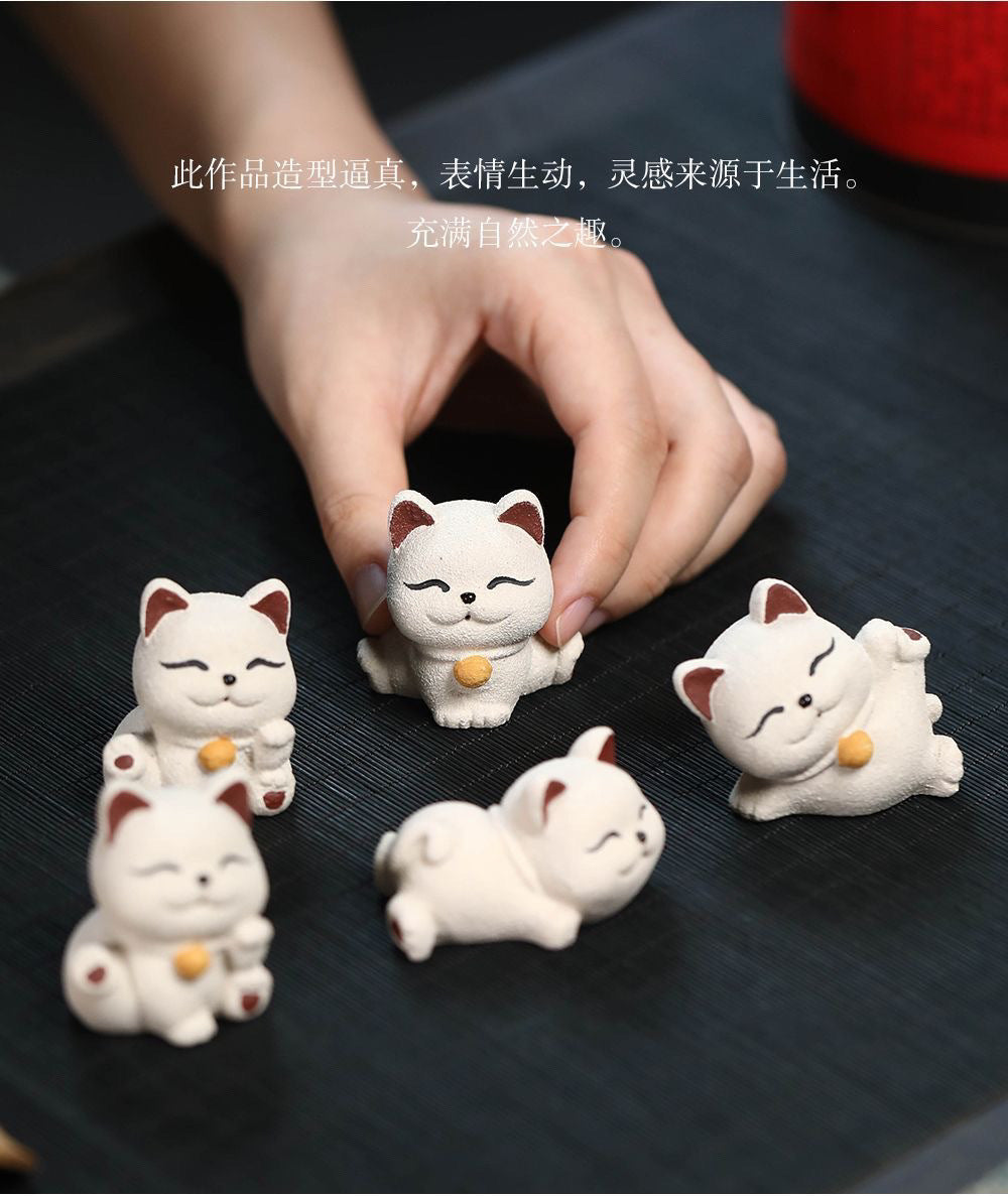 Yixing purple sand tea pet [Lucky Cat] Ornament sculpture tea set creative model can be raised to decorate the tea table kitten