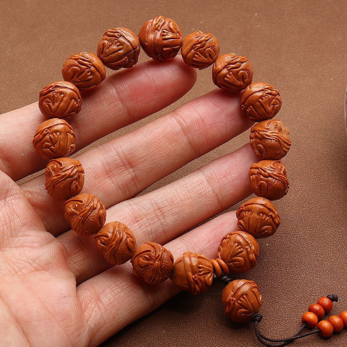 Dragon pattern walnut carved golden toad bracelets, cultural accessories, olive universal walnut for men and women