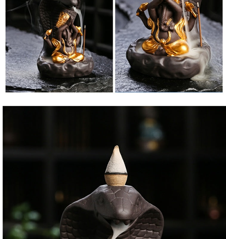 Creative tea pet backflow incense burner incense holder ceramic aromatherapy burner sandalwood agarwood incense stick insert mountain stream Zen ornaments