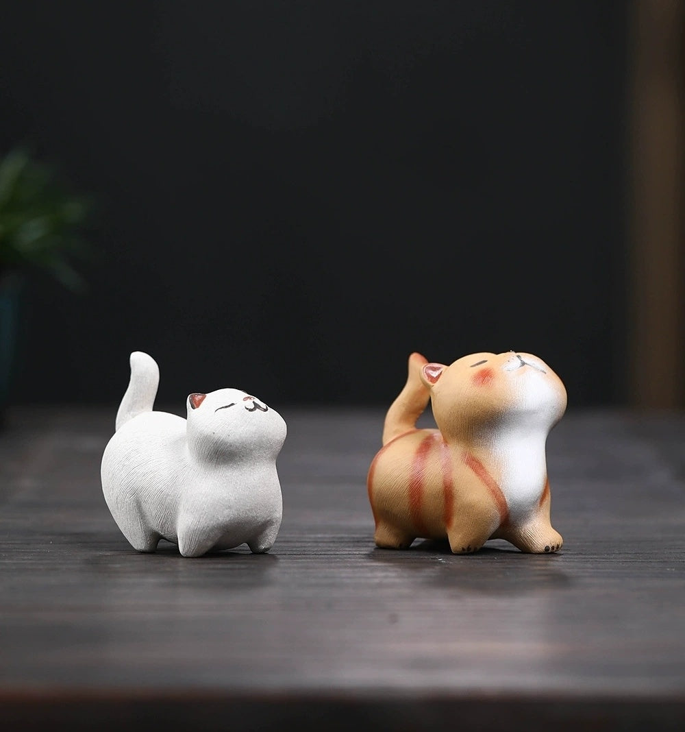 Yixing purple sand tea pet cat ornaments handmade tea table decoration tea table decoration tea play tea set accessories lucky cat can be kept