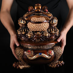 Golden toad fortune-bringing ornaments three-legged golden cicada opening gift shop office wine cabinet TV cabinet decoration