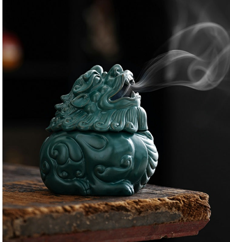 Ceramic Zen mythical beast Kirin plate incense burner mugwort agarwood Suan Ni sandalwood incense burner tea pet creative ornaments