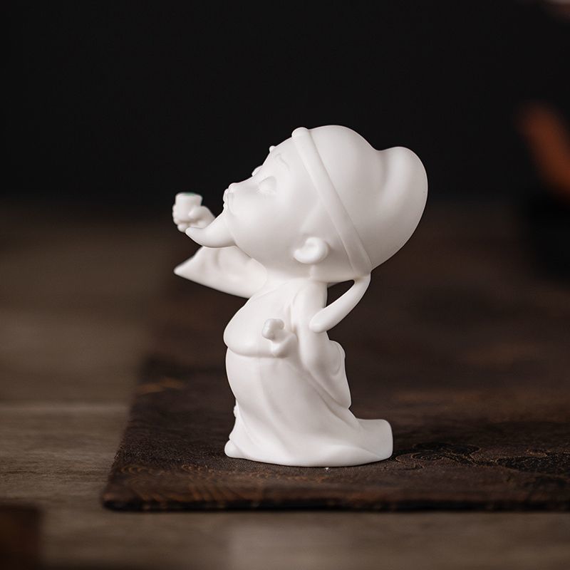 Creative white porcelain Li Bai tea pet small ornaments character home living room study porch office desktop boutique decoration