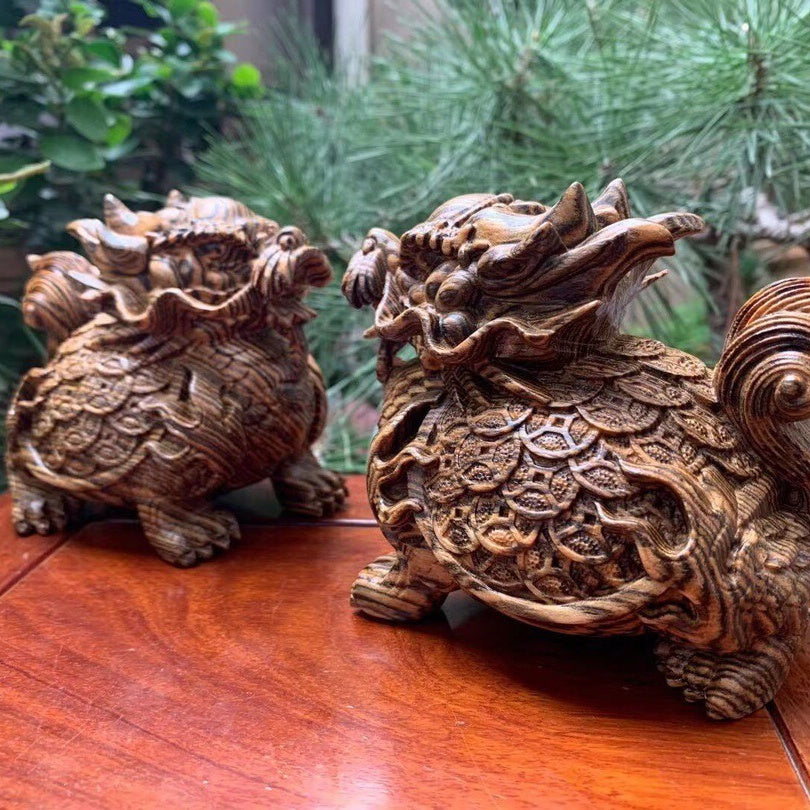 Rosewood carved basalt ornaments rosewood dragon turtle pair green sandalwood handle solid wood gift tea pet entrance living room