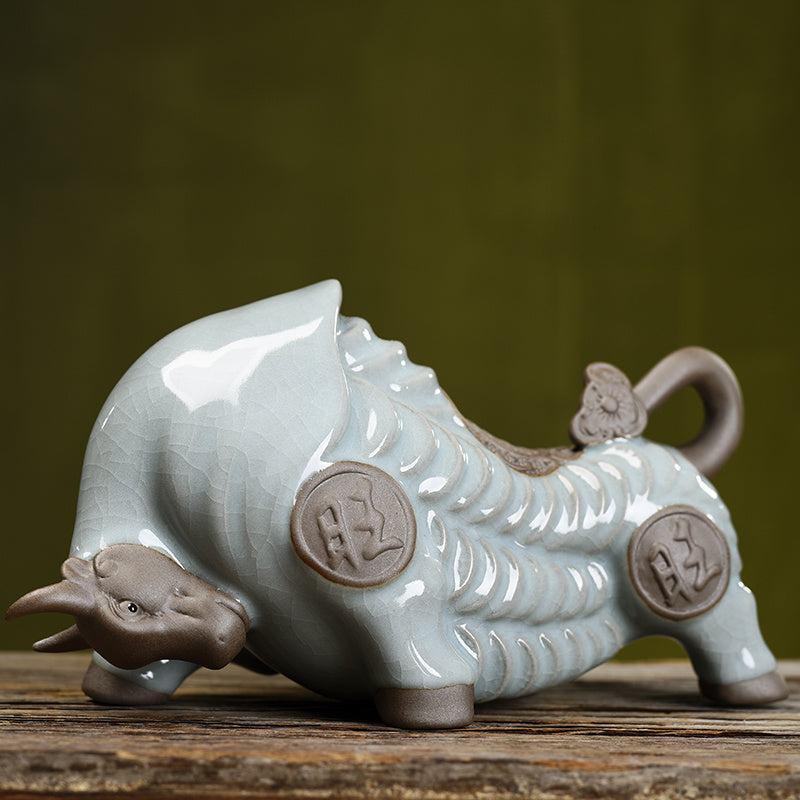 Niuqi Chongtian Geyao Twelve Zodiac Ox Ceramic Crafts Living Room Wine Cabinet Office Desktop Decoration