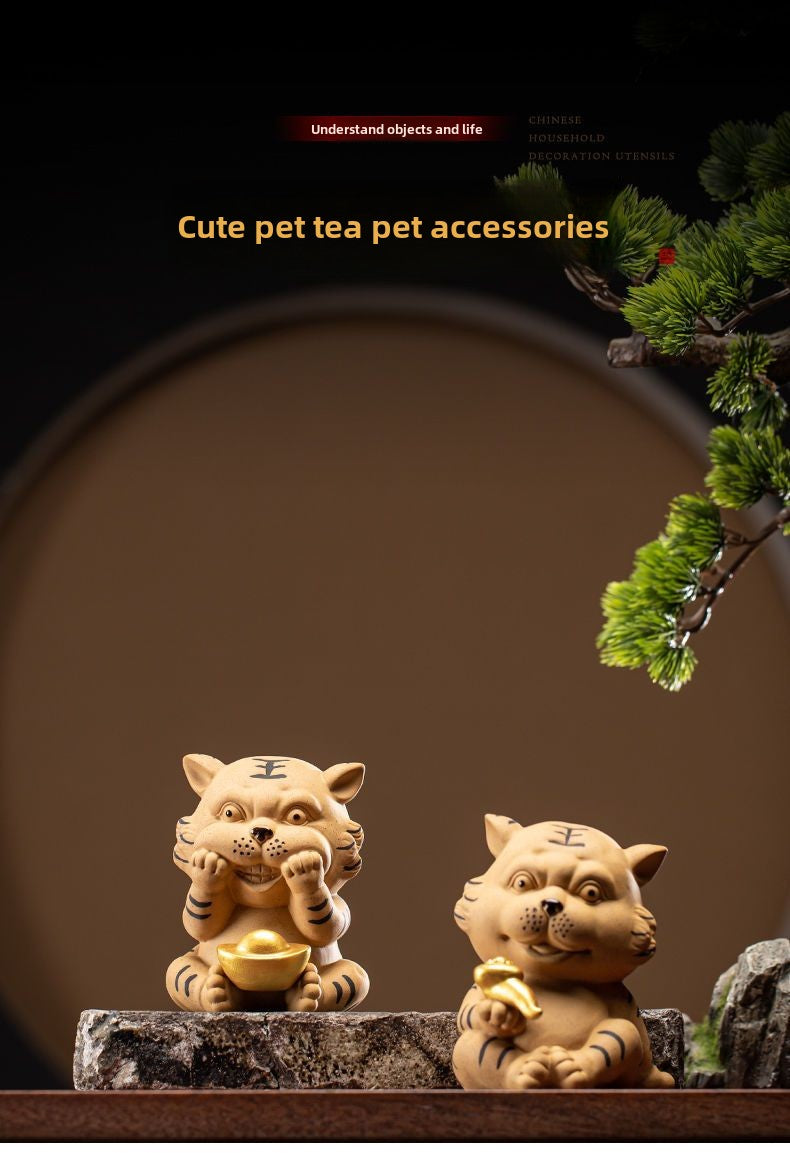 Purple sand little tiger tea pet ornaments boutique can raise the twelve zodiac cute tiger tea table tea table decoration tiger year mascot