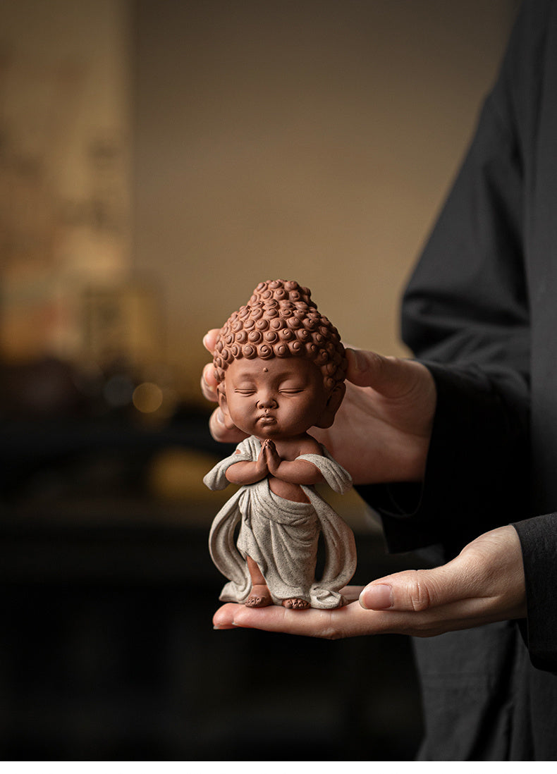 Chinese ceramic baby Buddha Zen ornaments office tea table desktop decorations cute prince Buddha tea pet