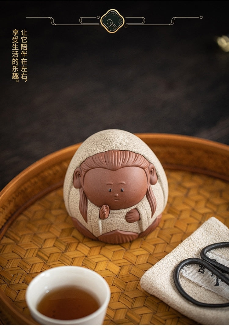 [Auspicious pattern embellishment] Cute Q version little Tathagata purple sand tea pet ornaments Guanyin Bodhisattva crafts Zen tea room desktop decorations