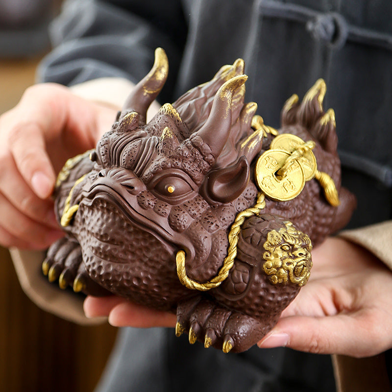 Fortune-attracting golden toad Feng Shui ornaments, large toad tea pets, can be raised as office shop opening gifts, ceramic crafts