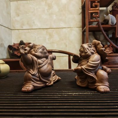 Yixing purple sand tea pets to attract wealth high-end boutique a pair of Tai Chi toad golden toad sculpture ornaments