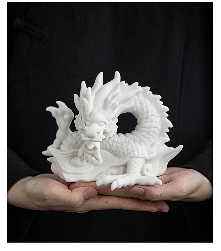 Tea pet ornaments white porcelain twelve zodiac dragon creative boutique can be raised tea tray tea table play auspicious dragon tea ceremony decoration accessories