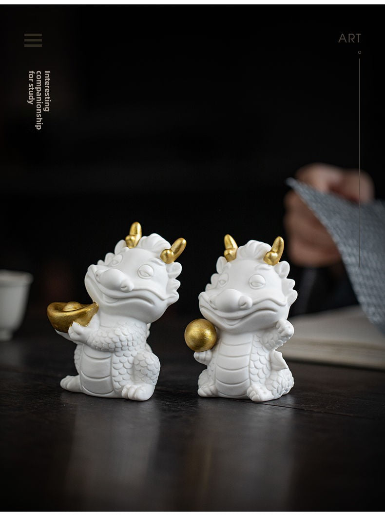 Creative white porcelain cute zodiac dragon tea pet ornaments lucky dragon tea ceremony tea play tea table decoration mascot gift