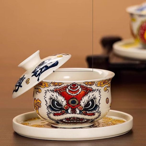 Retro new style hovering awakening lion time to turn luck Kung Fu tea set Sancai covered bowl creative ceramic tea bowl tea brewing covered bowl