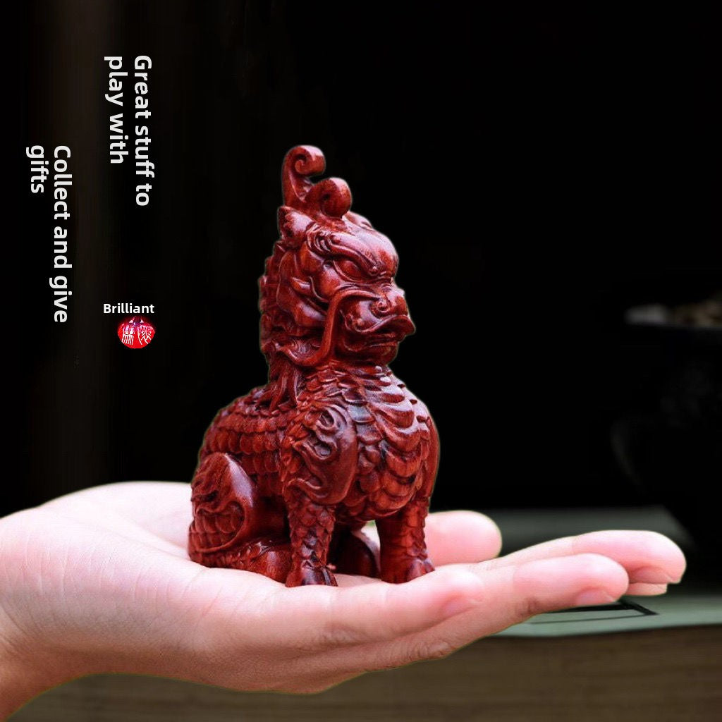 Small-leaf red sandalwood carving lucky beast unicorn hand-held pieces agarwood cultural play wooden crafts tea pet ornaments