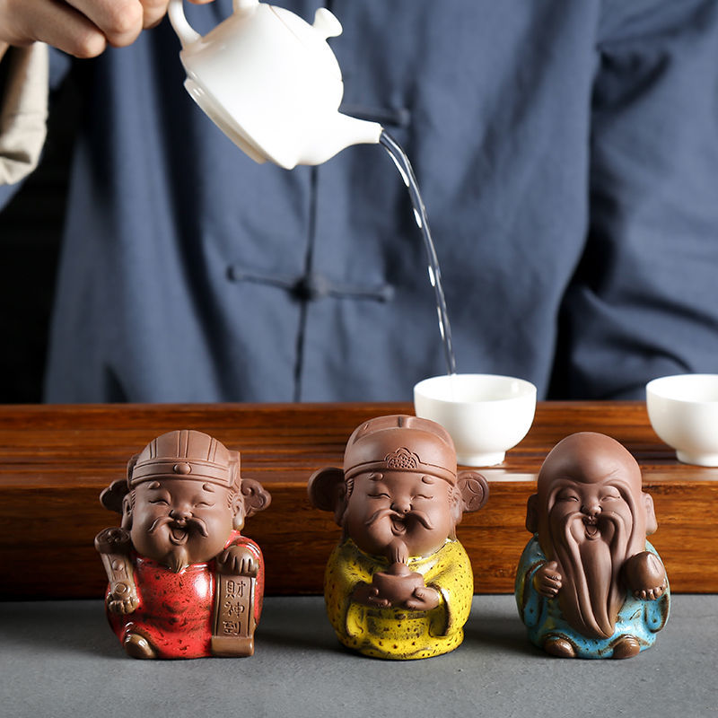 Fine ceramic ornaments Fu Lu Shou God of Wealth ornaments hand-made sculpture tea toy small Buddha statue purple sand tea ceremony tea pet can be raised