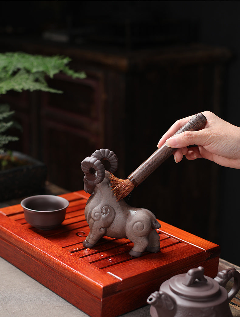 [Novel shape] Yuxuan goat tea pet purple sand ornaments boutique ceramic tea toy tea art tea tray accessories 12 zodiac sheep craft ornaments