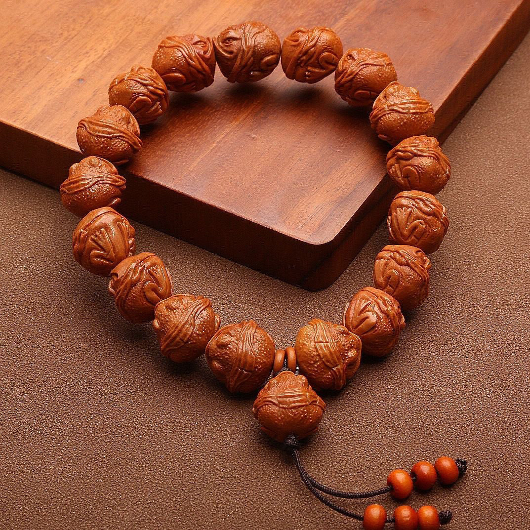 Dragon pattern walnut carved golden toad bracelets, cultural accessories, olive universal walnut for men and women