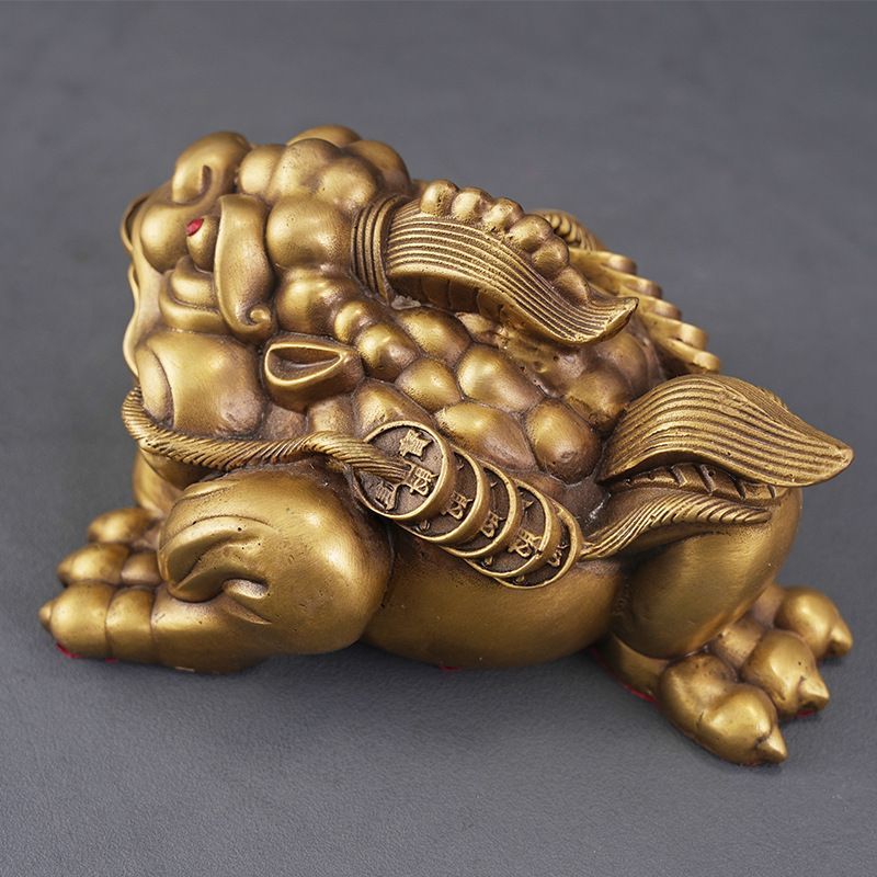 Brass three-legged golden toad, one-horned golden toad ornaments for living room, office, home decorations, opening gifts