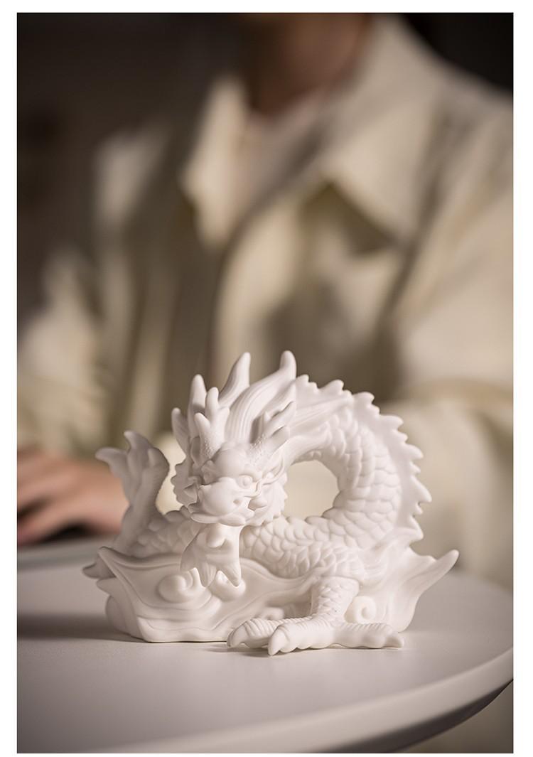 Tea pet ornaments white porcelain twelve zodiac dragon creative boutique can be raised tea tray tea table play auspicious dragon tea ceremony decoration accessories