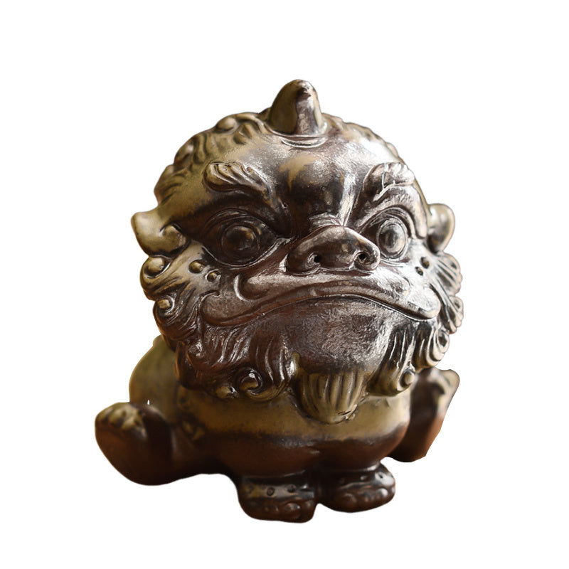 Qingshui Laoyan awakening lion tea pet ornaments can be raised on the tea table to attract wealth, personality, cute, creative desktop tea ceremony boutique accessories