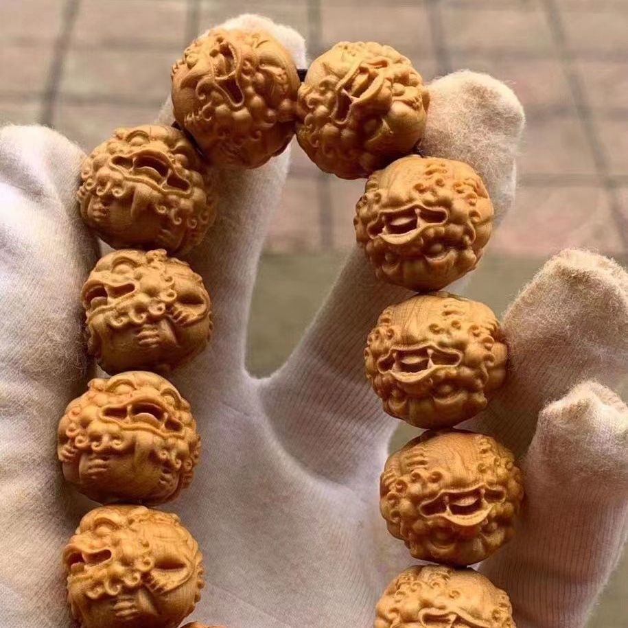 Taihang thuja zodiac bracelets, thuja carvings, pixiu Buddhist beads, hand-held bracelets, thuja wood dragon beads bracelets