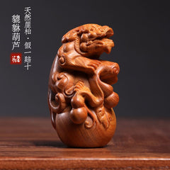 Natural thuja auspicious pixiu gourd creative play hand-held pieces home decoration desktop crafts ornaments