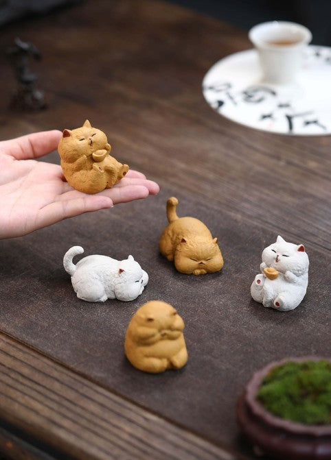 Zisha tea pet cat small ornaments creative handmade lucky cat Yuanbao cat tea set tea tray accessories decoration