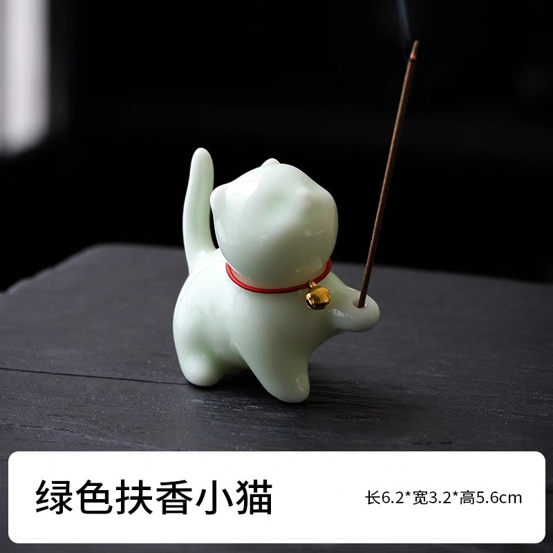 White porcelain semi-handmade Forbidden City kitten incense holder ornaments retro cute tea pet home office tea table crafts