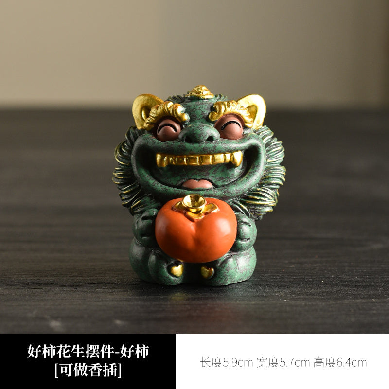 Taomi Qing sandstone colored gold auspicious beast tea pet ornaments cultural and creative wealth-attracting Pixiu Qilin a pair of desktop ornaments mascots