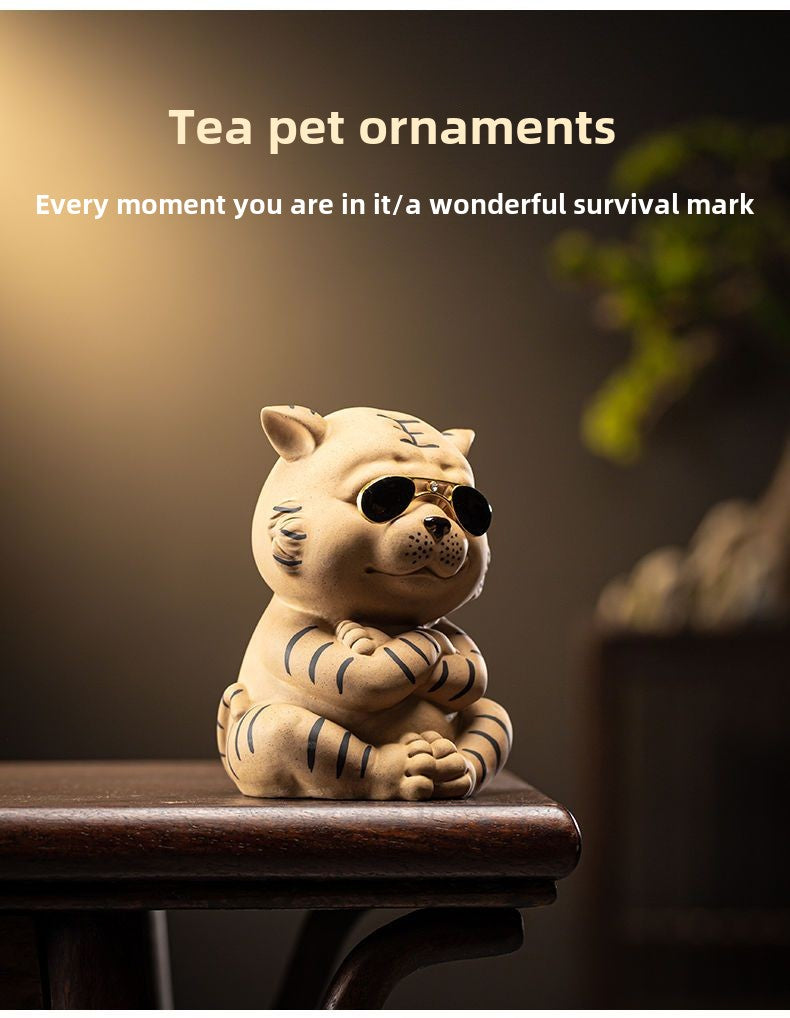 Purple sand little tiger tea pet ornaments boutique can raise the twelve zodiac cute tiger tea table tea table decoration tiger year mascot