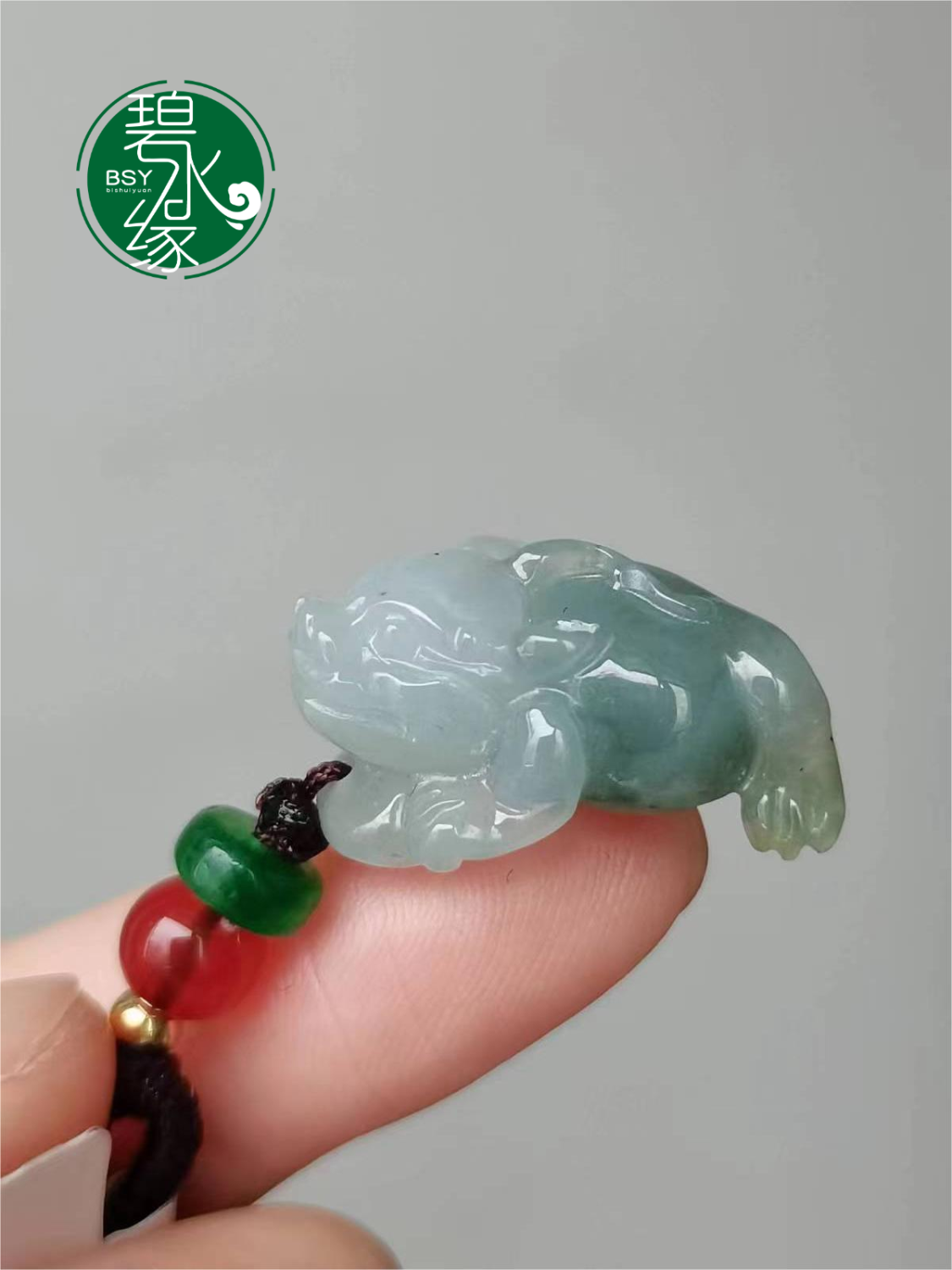 New Arrival Natural Jade Carved Fortune Toad Charm A Grade