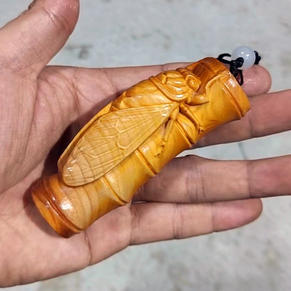 Rosewood blockbuster wood carving bamboo cicada solid wood carving lizard hand-held pendant cultural handicraft decoration