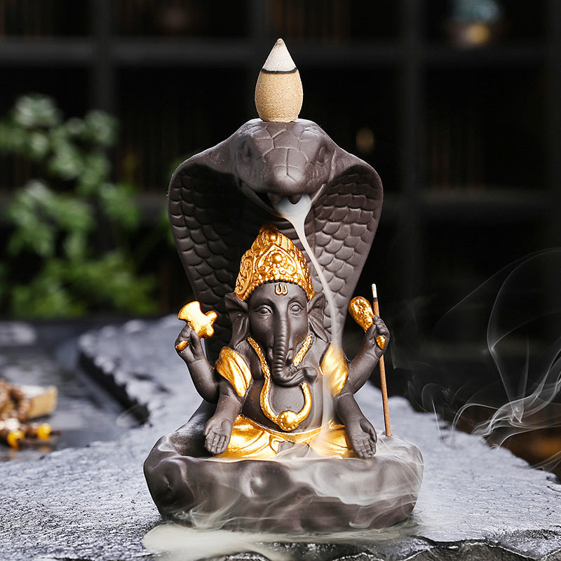 Creative tea pet backflow incense burner incense holder ceramic aromatherapy burner sandalwood agarwood incense stick insert mountain stream Zen ornaments