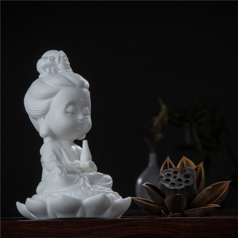 White porcelain lotus Guanyin Buddha statue ornaments car accessories personality Zen Tathagata Buddha tea pet tea ceremony tea play decorations