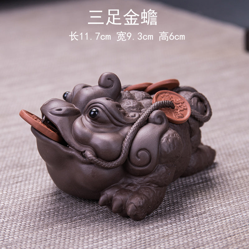 Golden Toad Zisha Tea Pet Ornaments Can Be Raised to Bring Fortune and Spray Tea Play Tea Table Handmade Three-legged Toad Kung Fu Tea Set Accessories