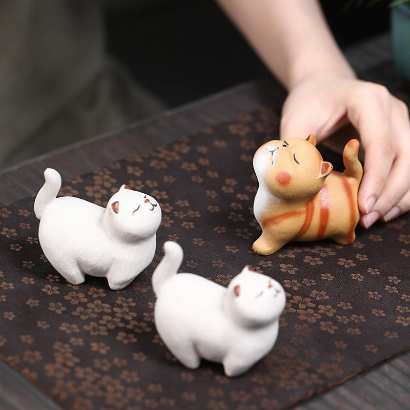 Yixing purple sand tea pet cat ornaments handmade tea table decoration tea table decoration tea play tea set accessories lucky cat can be kept