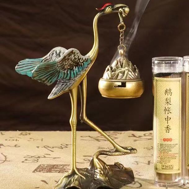 Tea ceremony ornaments retro red-crowned crane crane incense hanging furnace auspicious cloud incense agarwood air purification indoor aromatherapy national style