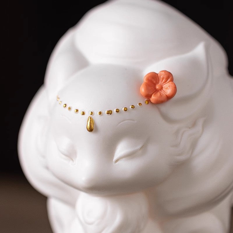 Dehua preferred cute white porcelain nine-tailed fox small ornaments tea ceremony tea table tea play tea pet ornaments desktop can be raised decoration