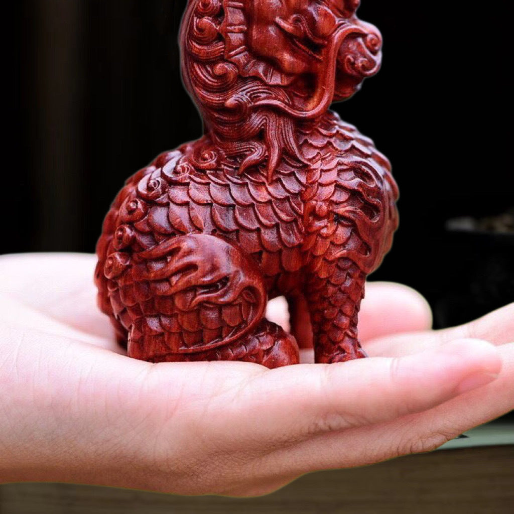 Small-leaf red sandalwood carving lucky beast unicorn hand-held pieces agarwood cultural play wooden crafts tea pet ornaments