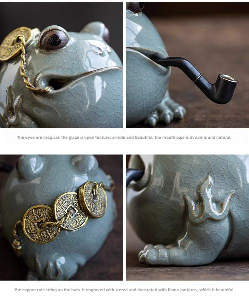 Creative ceramic three-legged Geyao golden toad tea pet can raise toad home fortune ornaments tea room tea table desktop decoration