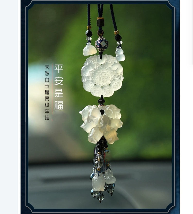 High-end car pendant gray chalcedony agate three sheep Kaitai Qilin Ping An Fu rearview mirror pendant car interior accessories