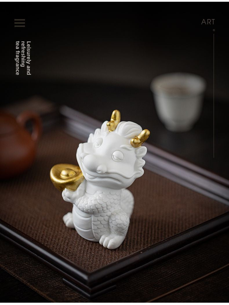 Creative white porcelain cute zodiac dragon tea pet ornaments lucky dragon tea ceremony tea play tea table decoration mascot gift