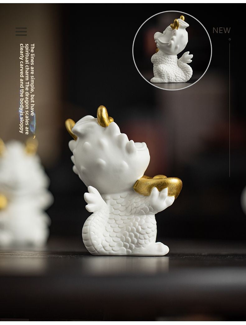 Creative white porcelain cute zodiac dragon tea pet ornaments lucky dragon tea ceremony tea play tea table decoration mascot gift