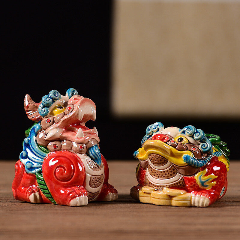 Creative painted pottery unicorn golden toad tea pet Jingdezhen ceramic handmade creative Zen ornaments can be kept small ornaments