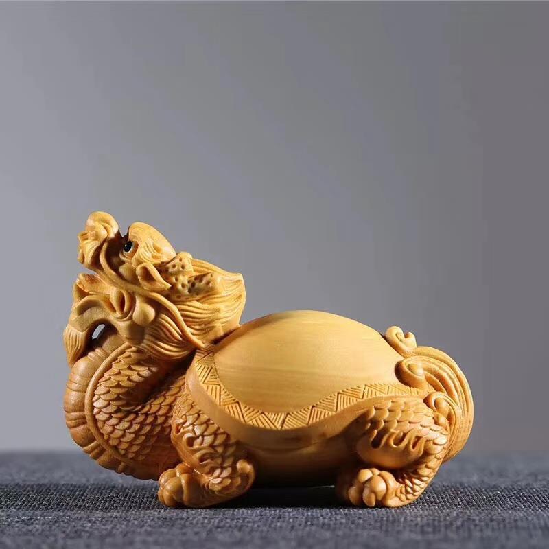 Small-leaf boxwood hand-held play fine wood carvings to attract wealth and fortune auspicious beast carvings dragon turtle tea pet car ornaments