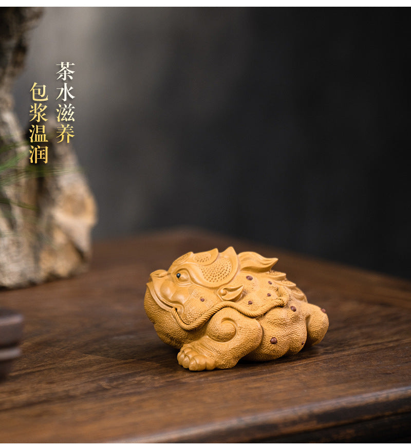 Yixing purple clay tea pet ornaments high-end purple clay three-legged golden toad fortune tea pet can be raised