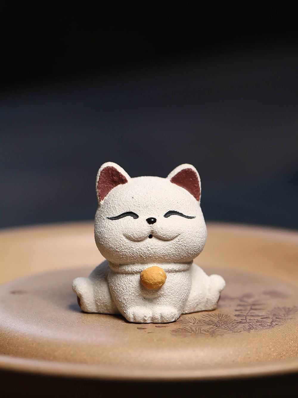 Yixing purple sand tea pet [Lucky Cat] Ornament sculpture tea set creative model can be raised to decorate the tea table kitten