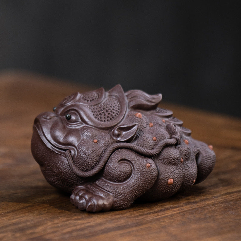 Yixing purple clay tea pet ornaments high-end purple clay three-legged golden toad fortune tea pet can be raised