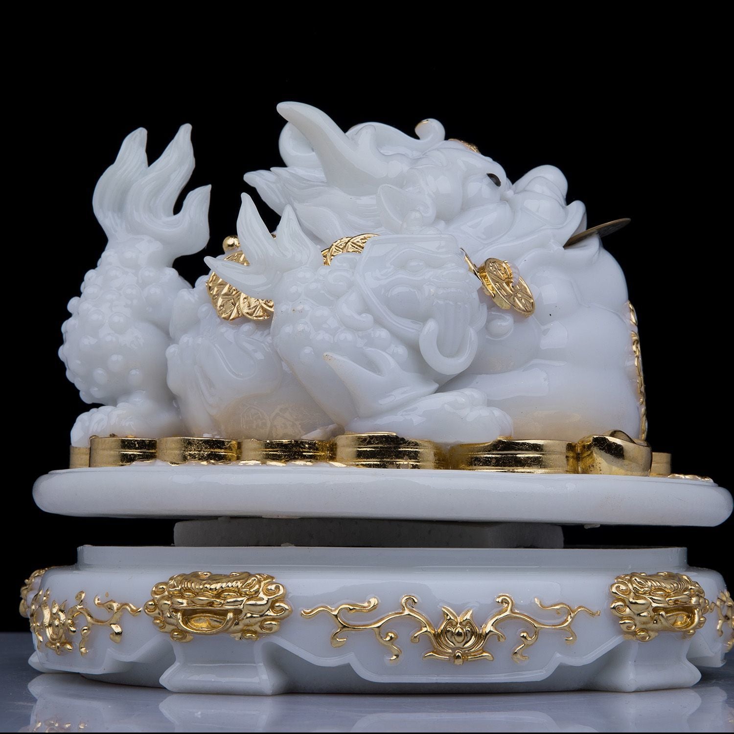 Overlord Golden Toad Ornaments White Marble Fortune-bringing Golden Toad Golden Cicada Rotatable Office Store Opening Gift Ornaments