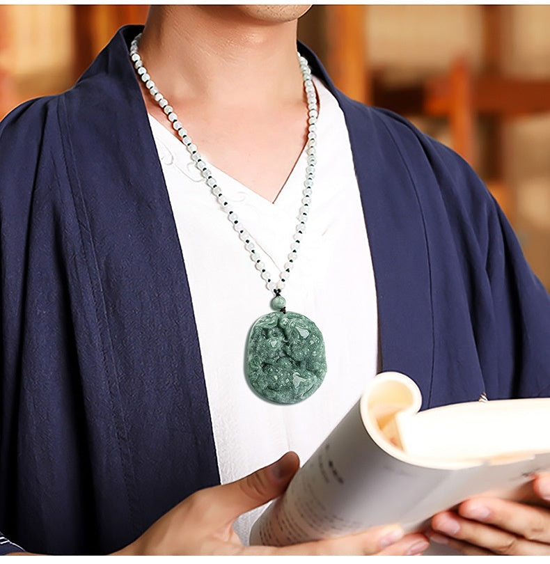 Natural jadeite fortune-attracting golden toad pendant, ice jade, green golden toad large pendant, jade plaque, fortune-attracting